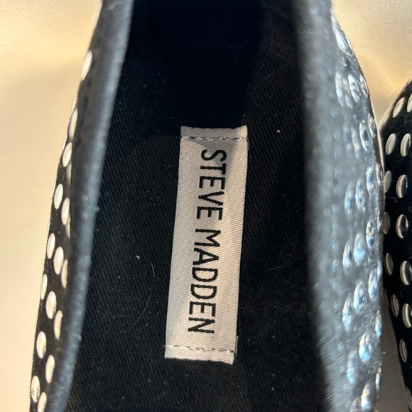 STEVE MADDEN Sz 9.5 Zach Loafer Slip On Studded Round Toe Rubber Soles Sneakers - Picture 4 of 9